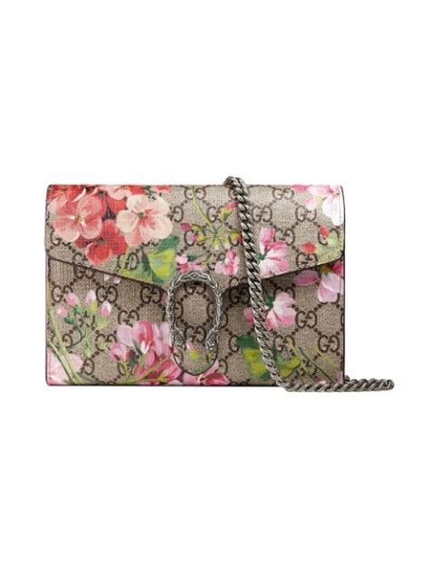 gucci testa tigre geranium gg supreme shoulder bag|Gucci GG Supreme Canvas Shoulder Bag .